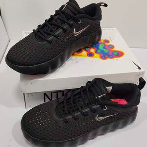 Nike Mind 002 Sneakers